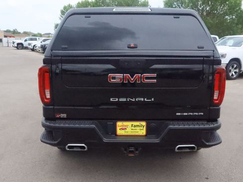 Certified 2020 GMC Sierra 1500 Denali w/ Denali Ultimate Package AWD/4WD image 6