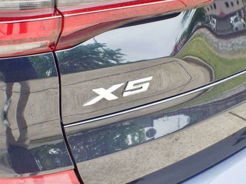 Used 2023 BMW X5 xDrive40i w/ Executive Package AWD/4WD image 16
