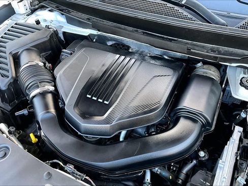 Used 2025 Buick Enclave Preferred FWD image 33