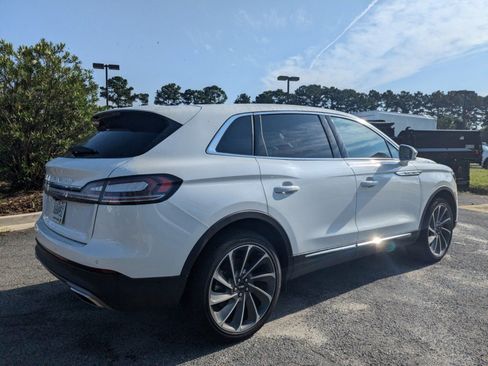 Certified 2023 Lincoln Nautilus Reserve w/ Equipment Group 202A image 5