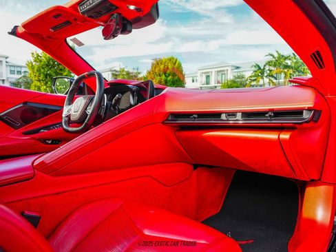 Used 2023 Chevrolet Corvette Stingray Premium Conv w/ Z51 Performance Package image 32