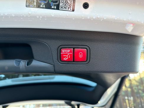 Certified 2024 Mercedes-Benz GLE 450 4MATIC image 20