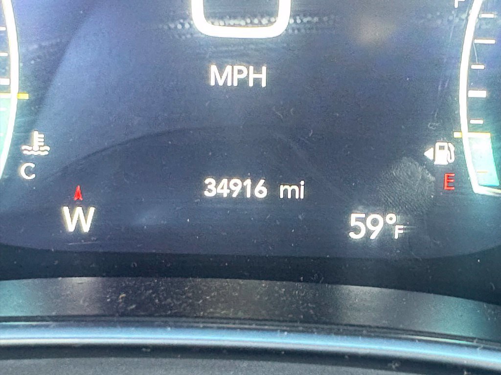 Used 2026 Chrysler Pacifica Limited w/ S Appearance Package FWD image 26