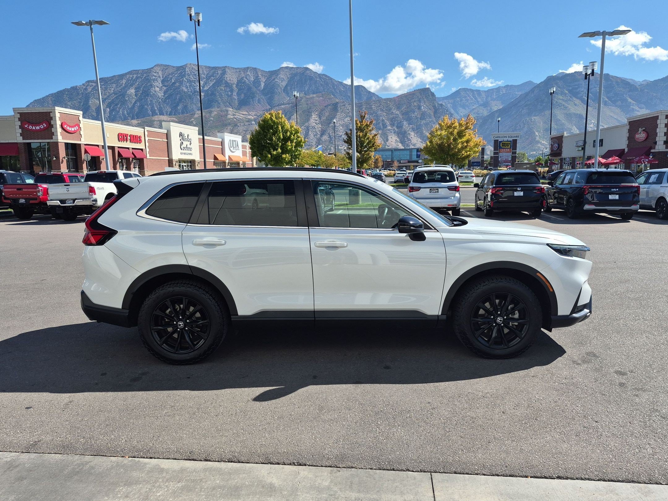 Used 2024 Honda CR-V Sport-L image 2