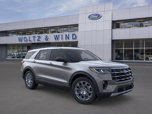 New 2026 Ford Explorer Active w/ Active Comfort Package image 7