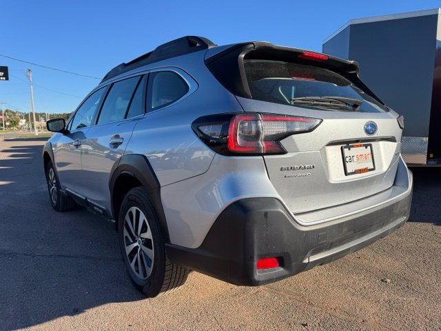 Used 2023 Subaru Outback AWD/4WD image 5