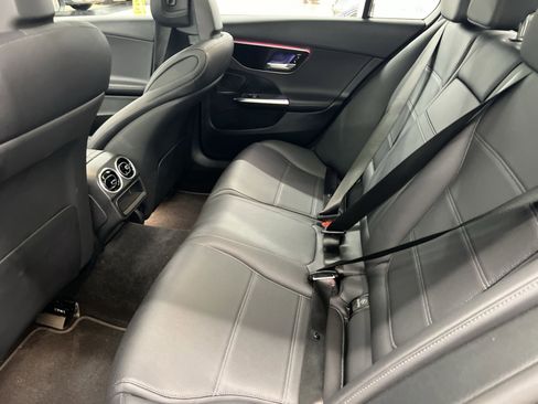Used 2025 Mercedes-Benz C 300 4MATIC Sedan image 23