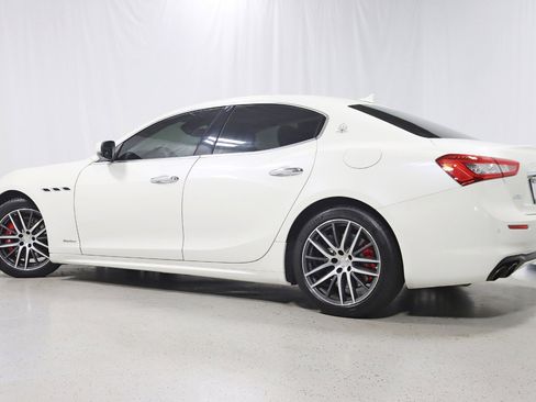 Used 2020 Maserati Ghibli S GranLusso image 9