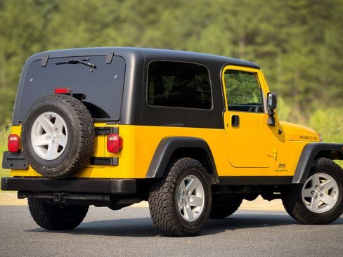 Used 2005 Jeep Wrangler Unlimited Rubicon AWD/4WD image 12