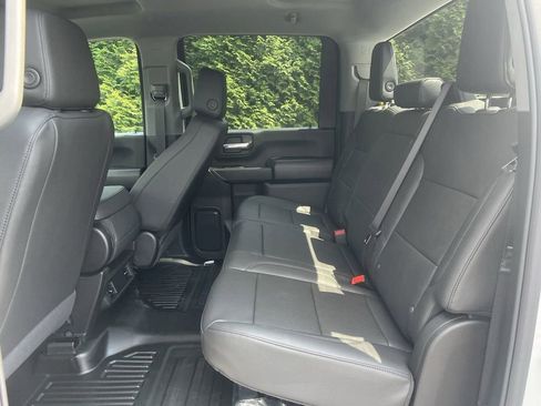 New 2024 GMC Sierra 2500 Pro w/ Convenience Package image 11
