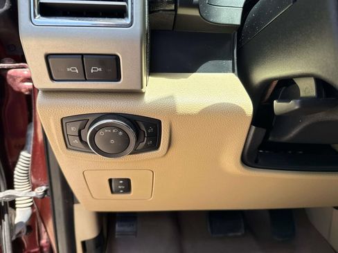 Used 2016 Ford F150 Lariat AWD/4WD image 24