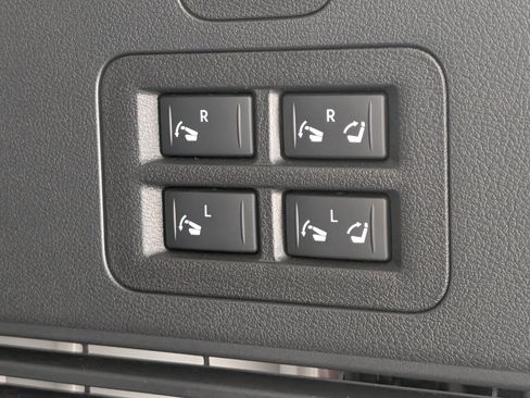 Used 2026 Nissan Armada Platinum RWD image 22