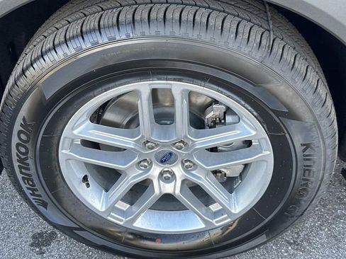 New 2026 Ford Explorer Active w/ Active Comfort Package image 33