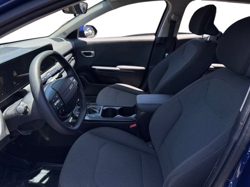 Used 2025 Kia K4 FWD image 9