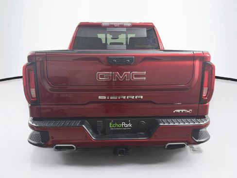 Used 2024 GMC Sierra 1500 AT4 w/ Technology Package AWD/4WD image 7