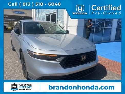 Certified 2025 Honda Accord SE image 1