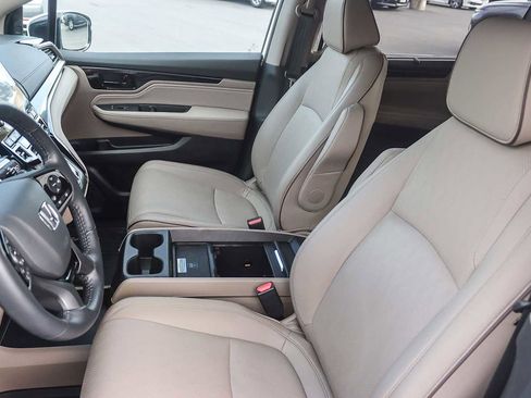 Used 2024 Honda Odyssey Elite image 17