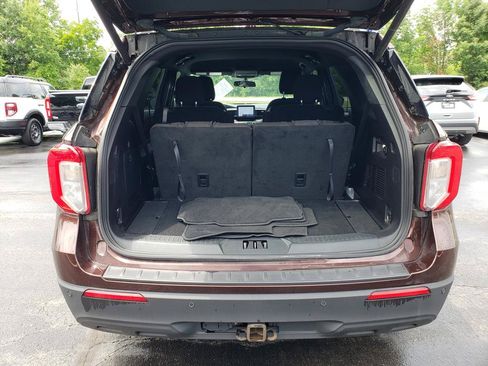 Used 2020 Ford Explorer XLT w/ Comfort Package AWD/4WD image 7
