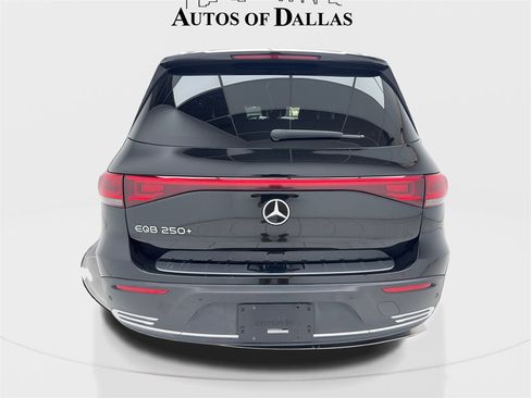 Used 2023 Mercedes-Benz EQB 250+ image 11