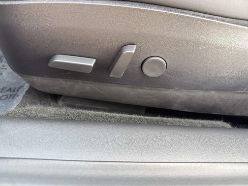 Used 2019 Tesla Model 3 Standard Range Plus image 24