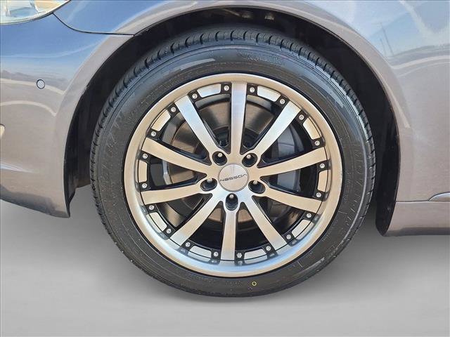 Used 2012 Lexus LS 460 L w/ Luxury Pkg RWD image 25