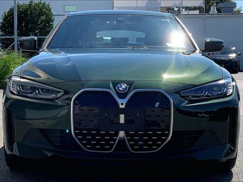 Used 2023 BMW i4 eDrive35 w/ Premium Package RWD image 8