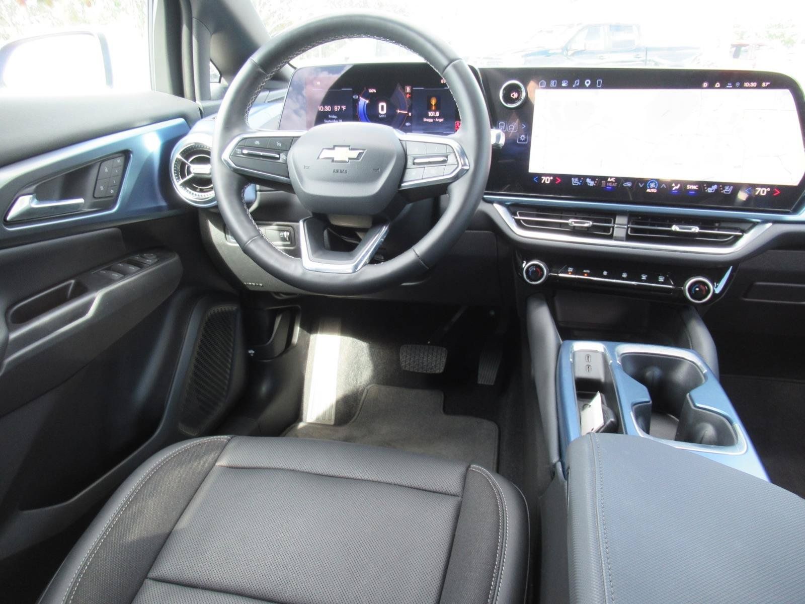 Used 2024 Chevrolet Equinox EV LT FWD image 13