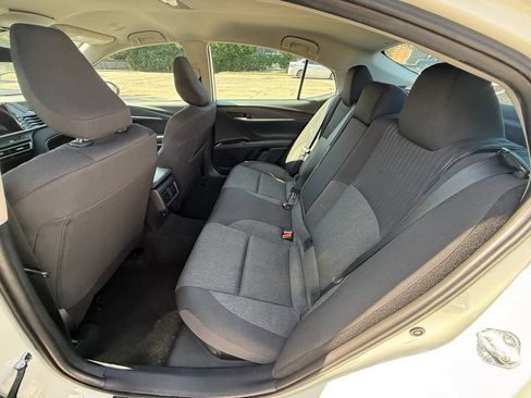 Used 2025 Toyota Camry LE FWD image 8