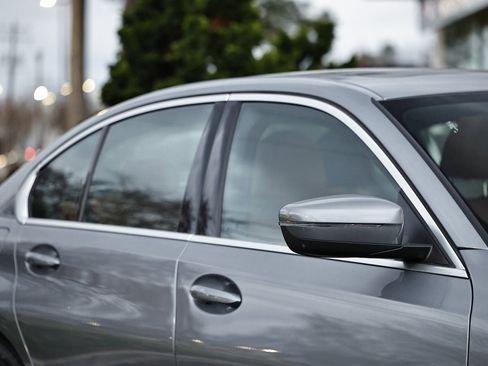 New 2026 BMW 330i Sedan w/ Premium Package image 3