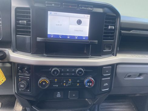 Used 2023 Ford F350 XLT w/ FX4 Off-Road Package AWD/4WD image 21