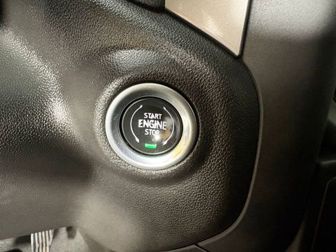 Used 2022 Chevrolet Silverado 1500 Custom RWD image 30