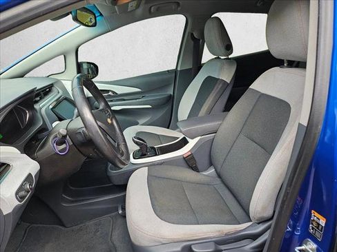 Used 2017 Chevrolet Bolt LT image 9