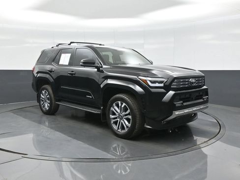 Certified 2025 Toyota 4Runner Limited AWD/4WD image 1
