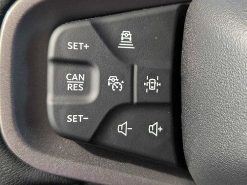 New 2025 Ford Bronco Badlands image 24