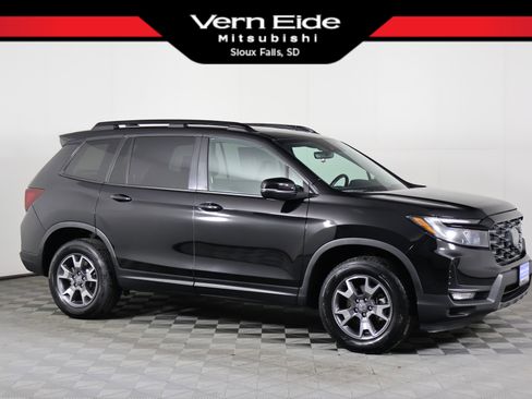 Used 2022 Honda Passport TrailSport image 1