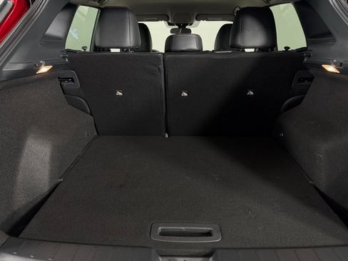 Used 2025 Nissan Kicks SR FWD image 31