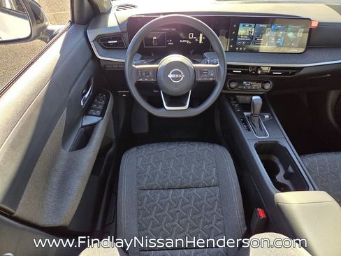 New 2026 Nissan Kicks SV FWD image 9