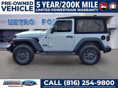 Used 2024 Jeep Wrangler Sport AWD/4WD image 6