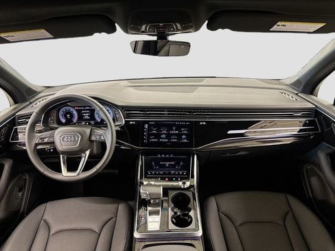 New 2025 Audi Q7 2.0T Premium Plus AWD/4WD image 9