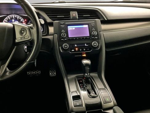 Used 2018 Honda Civic Sport image 9
