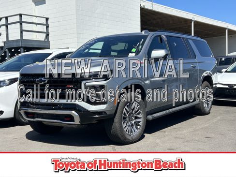 Used 2025 Chevrolet Suburban Z71 AWD/4WD image 1