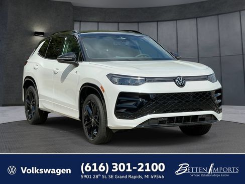 New 2026 Volkswagen Tiguan SE R-Line AWD/4WD image 1