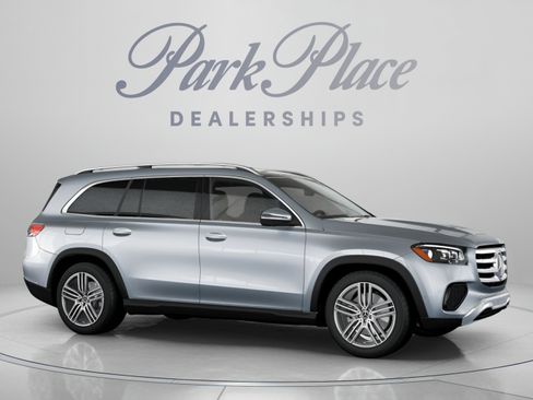 Used 2026 Mercedes-Benz GLS 450 4MATIC image 29