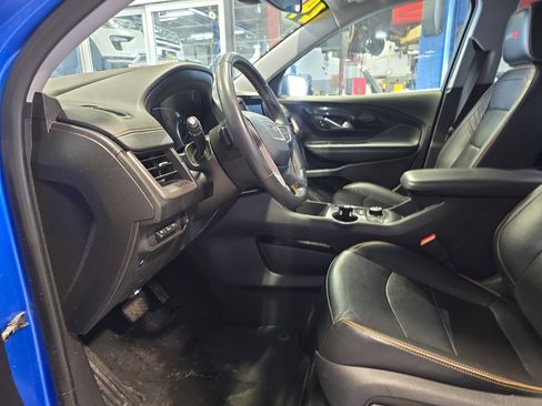 Used 2024 GMC Terrain AT4 w/ Infotainment Package II image 12