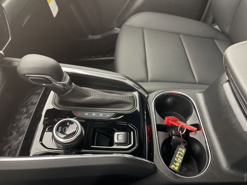 New 2026 GMC Canyon Elevation w/ Convenience Package image 27