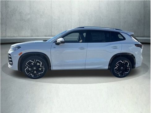 New 2026 Volkswagen Tiguan SEL R-Line image 2