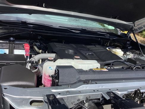 Used 2024 Toyota Tundra Limited image 8