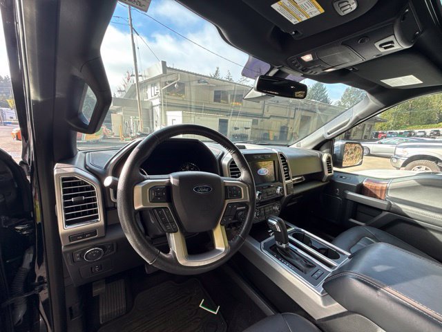 Used 2016 Ford F150 Platinum w/ Equipment Group 701A Luxury AWD/4WD image 17