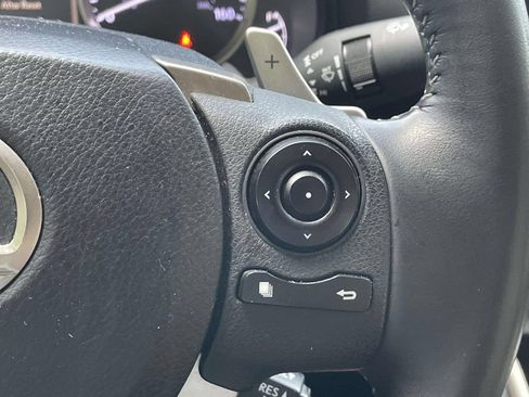 Used 2015 Lexus IS 250 RWD image 23