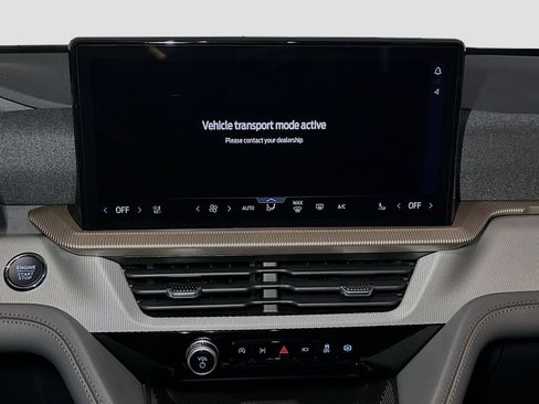 New 2026 Ford Explorer Active w/ Active Comfort Package AWD/4WD image 11